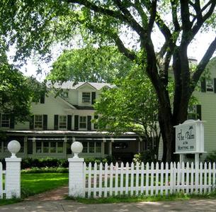 Dinner and a Two Night Stay at the Huntting Inn, East Hampton