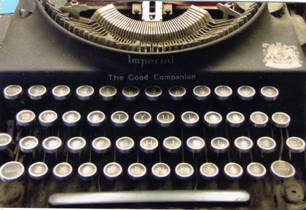Imperial "The Good Companion" Antique Typewriter
