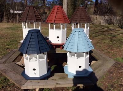 Four bedroom birdhouse/feeder