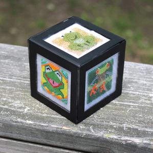 Frog Lovers Cube || Bead-It-Forward 2015 