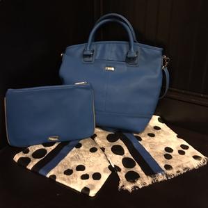 Thirty one jewell paris purse hot sale