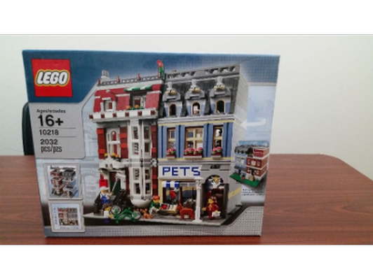LEGO Creator Pet Shop (Retired Set)