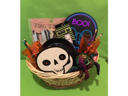 Hanging Boo Scull Basket