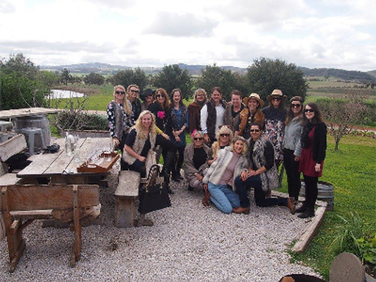 Wine Tour of Mudgee for 10 People with a Pizza Lunch