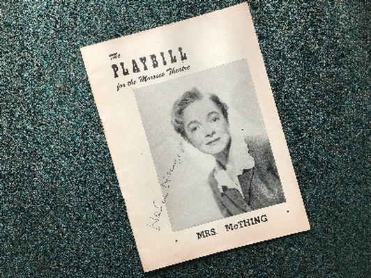 Playbill autographed by HELEN HAYES from 1952 "Mrs. McThing"