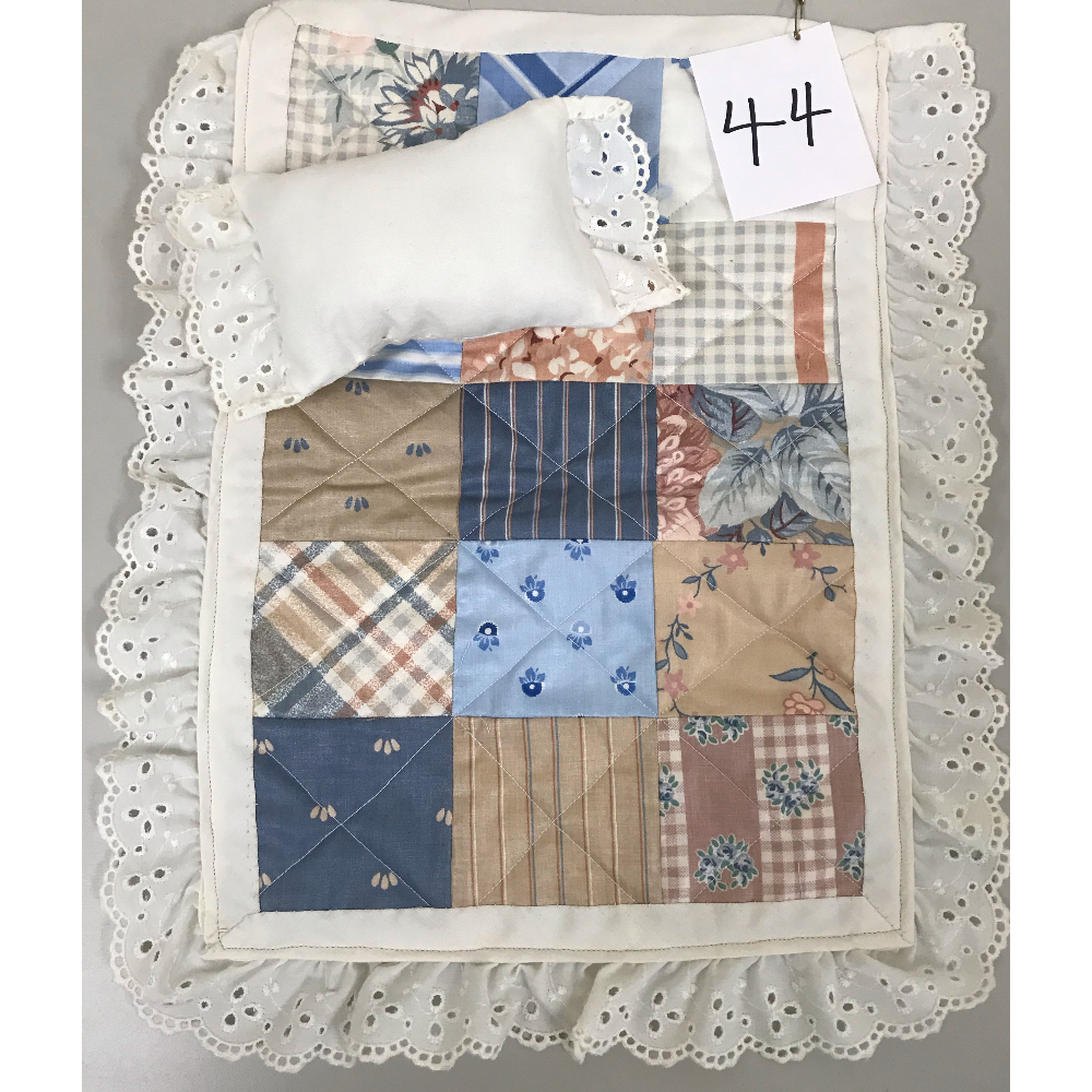 Doll quilt 
