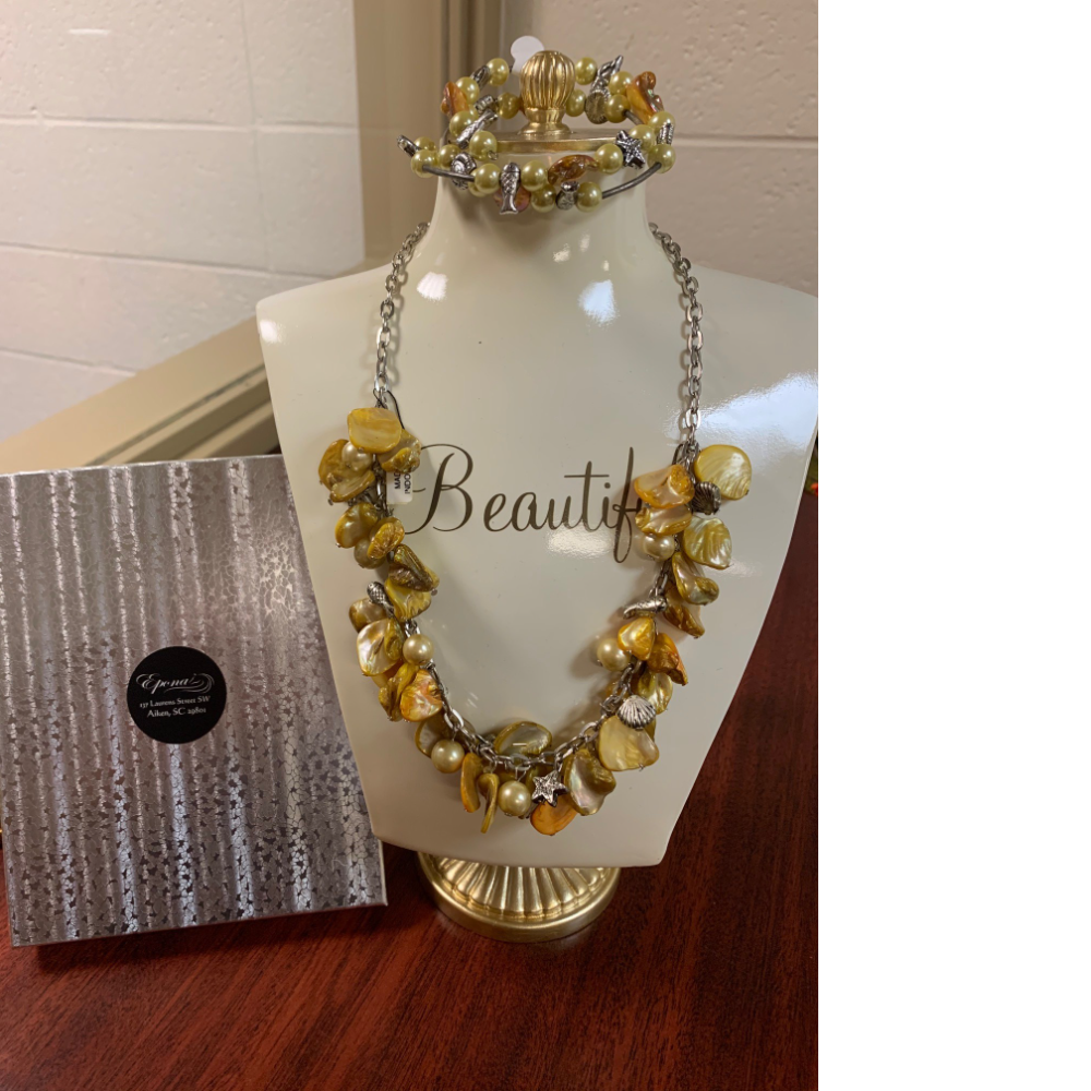 Yellow shell stone necklace and bracelet from Epona on Laurens