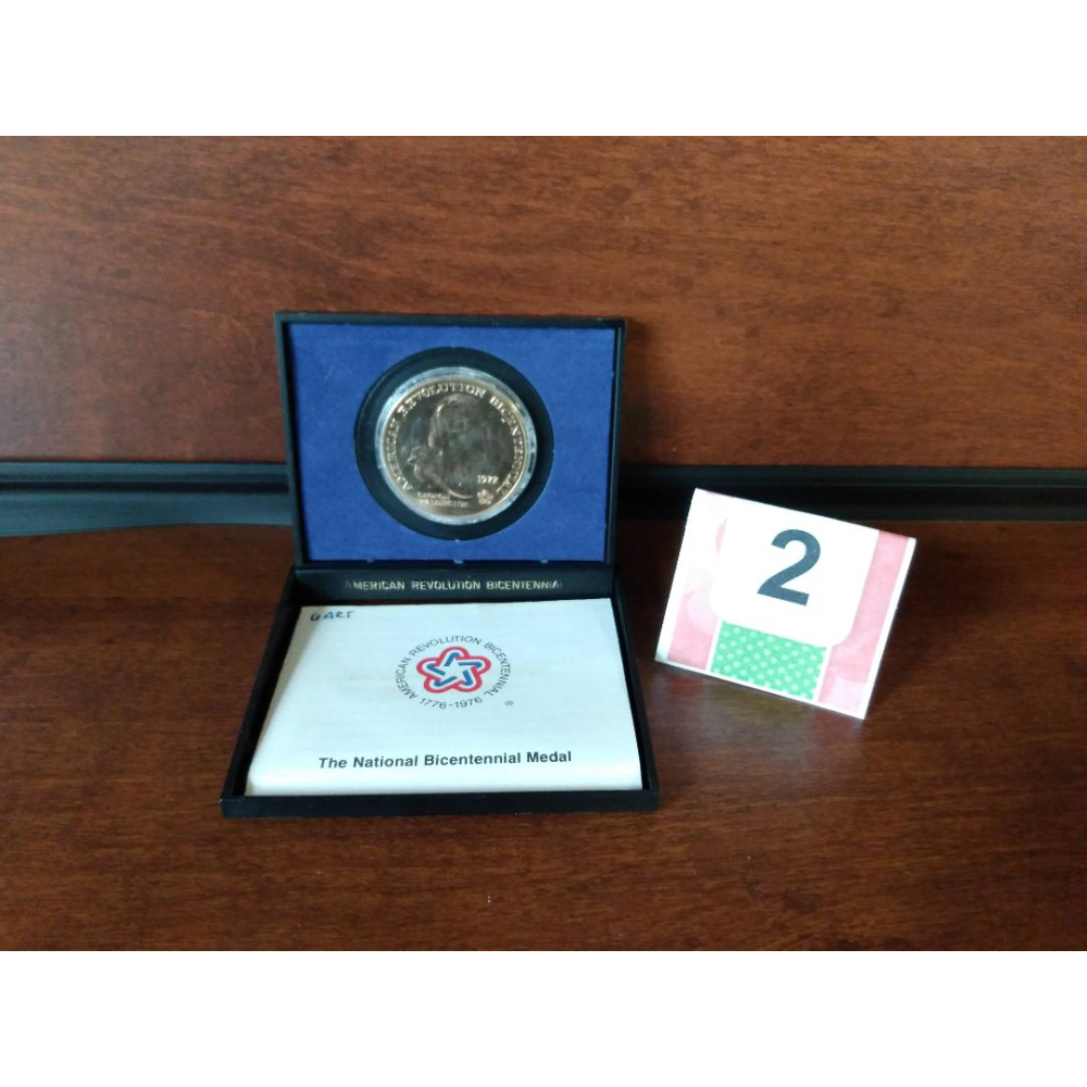 1972 American Revolution Bicentennial Coin George Washington