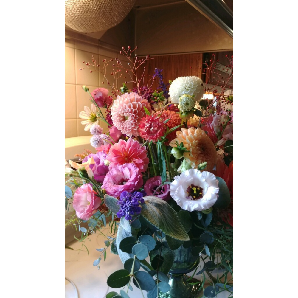 Fresh Market Floral Bouquets for a month!