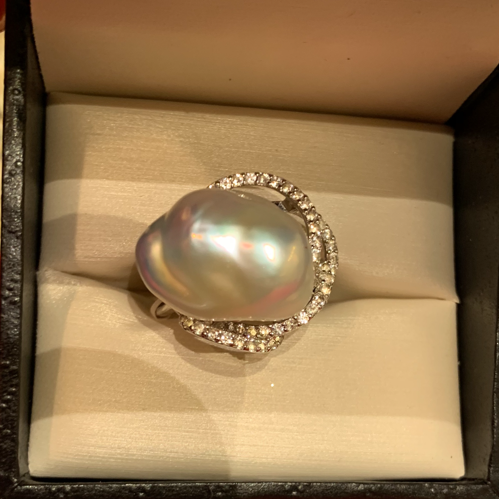 Ladies Pearl and White Topaz Ring