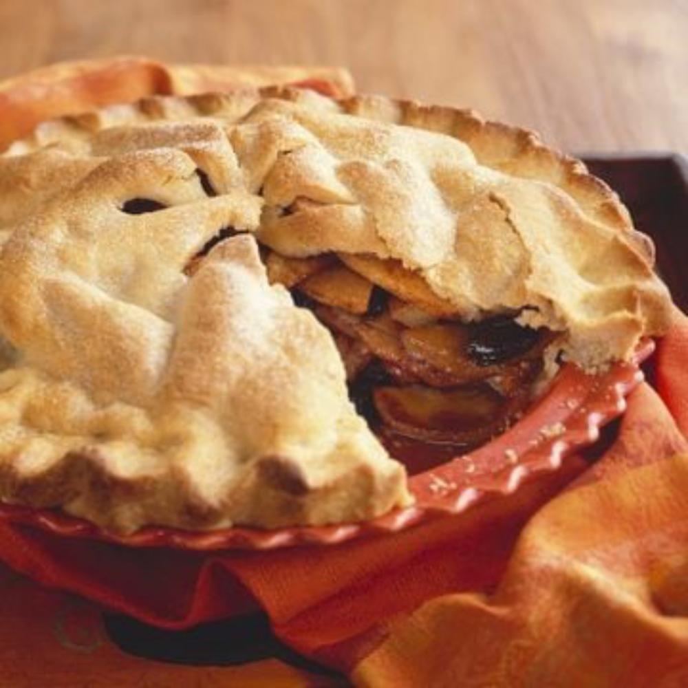 Homemade Rum Raisin Apple Pie