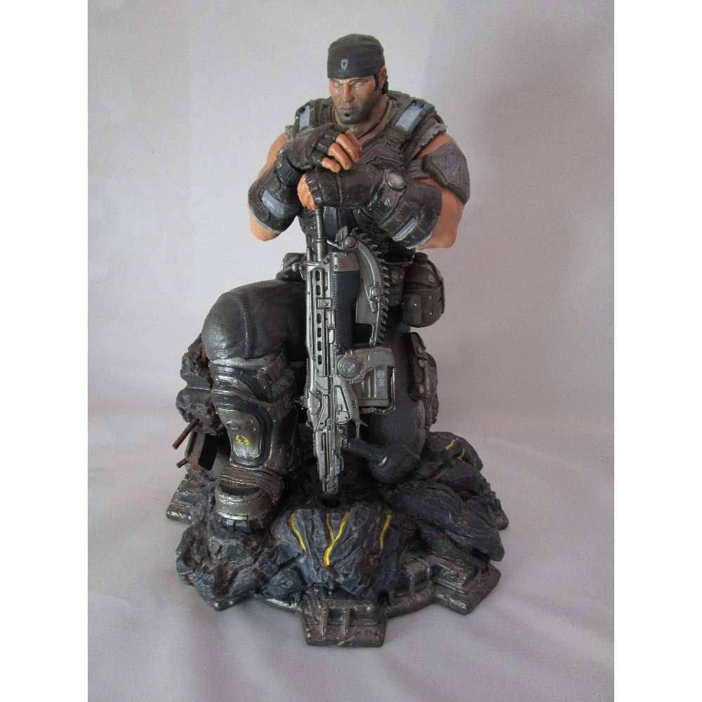 11" Gears of War 3 Limited Edition Collector's Marcus Fenix Statue w/Personal Effects [NO BOX]