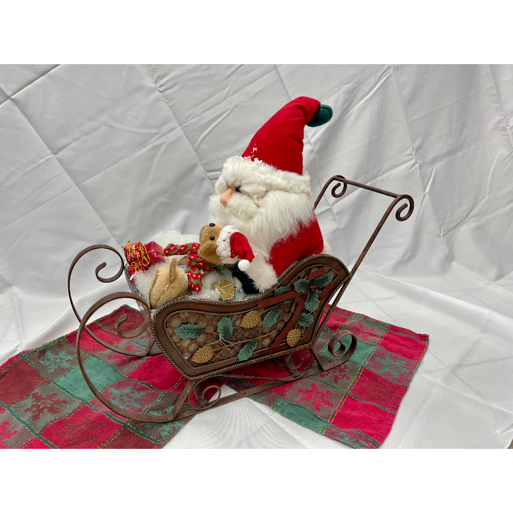 Santa's Coming to Town + $100 PetSmart Gift Card