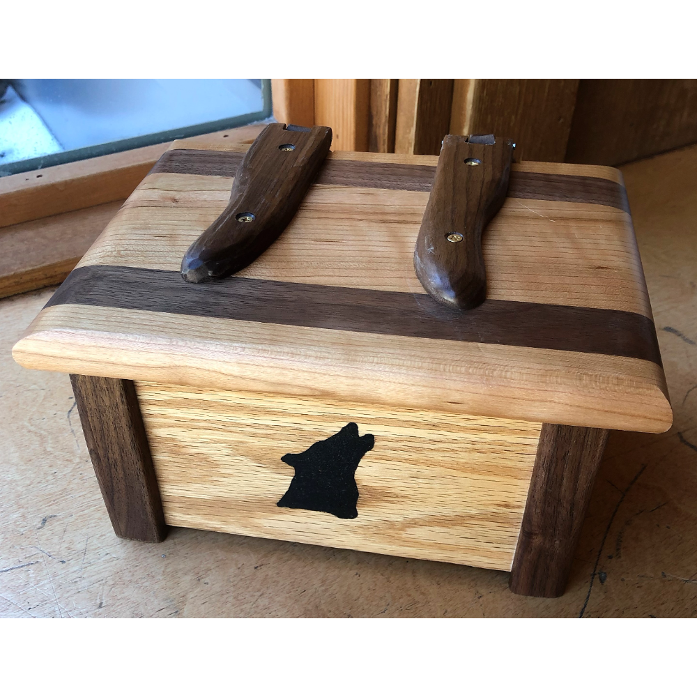 Handmade Wood Wolf Box (1)