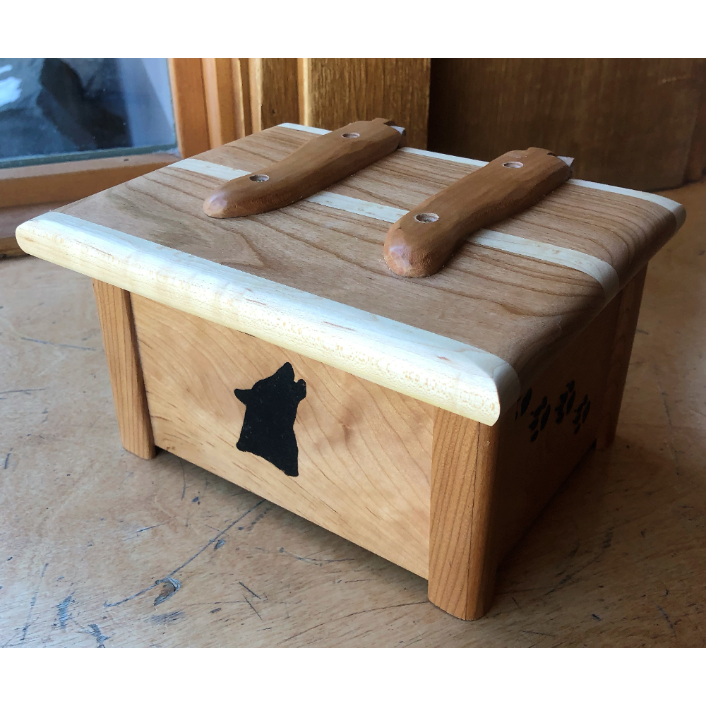 Handmade Wood Wolf Box (3)
