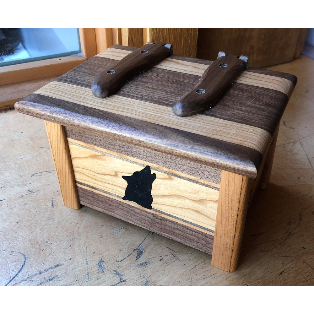 Handmade Wood Wolf Box (4)