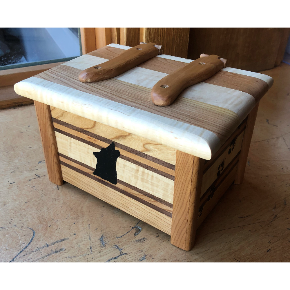 Handmade Wood Wolf Box (5)
