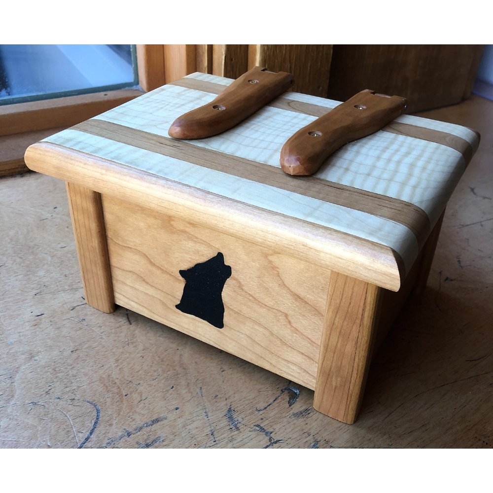 Handmade Wood Wolf Box (6)