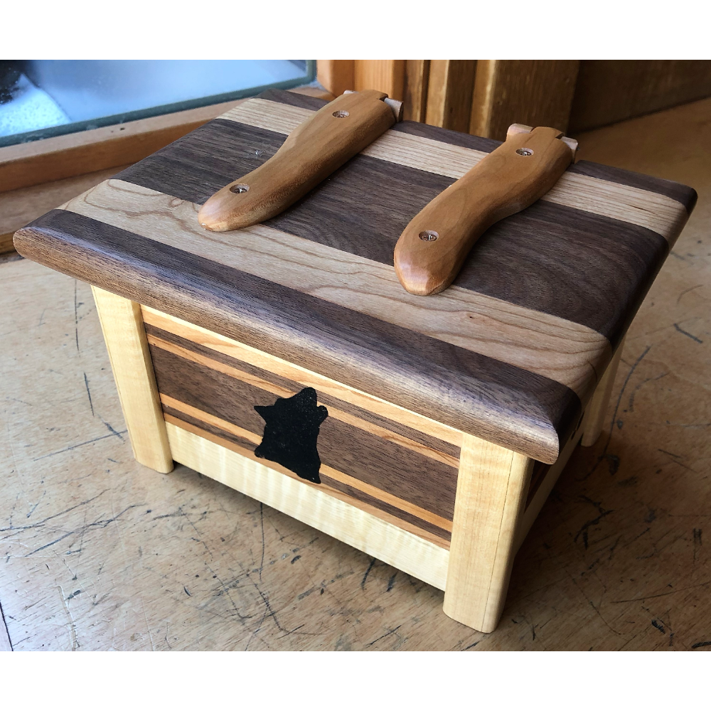 Handmade Wood Wolf Box (7)