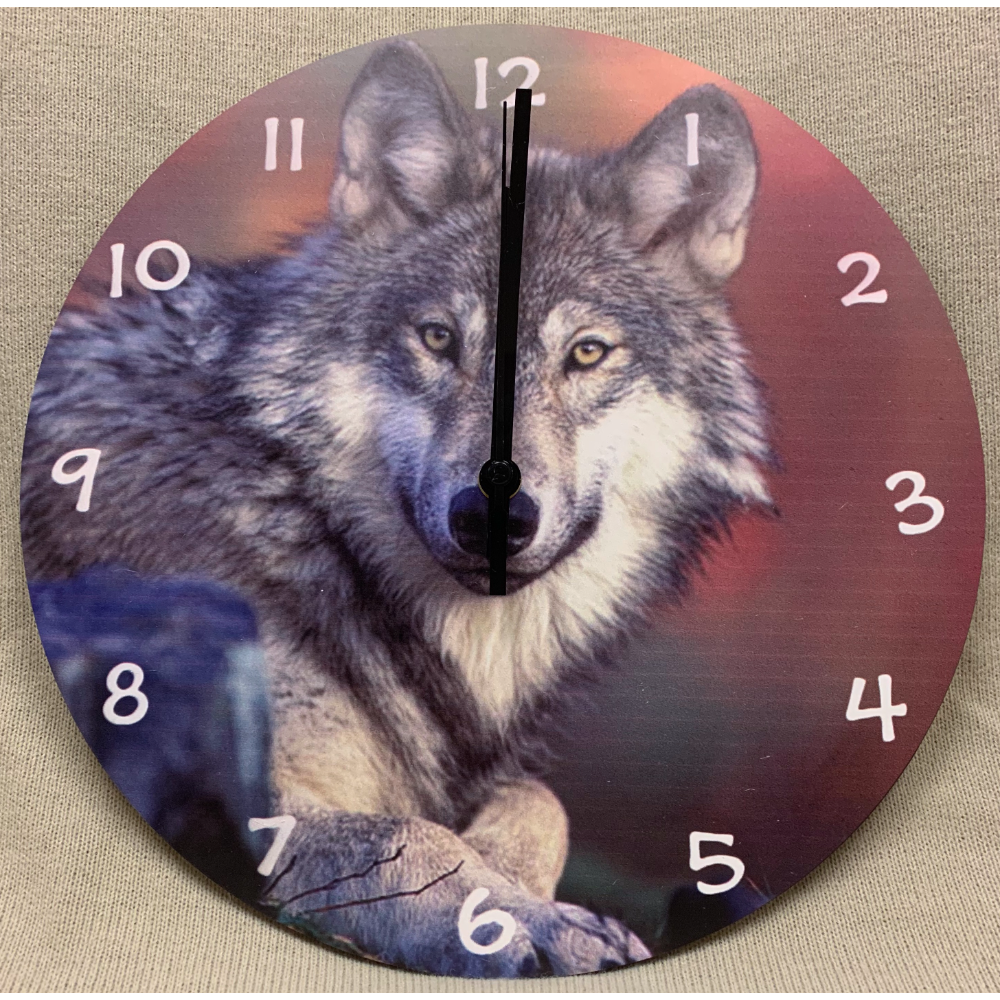 Solo Wolf Clock