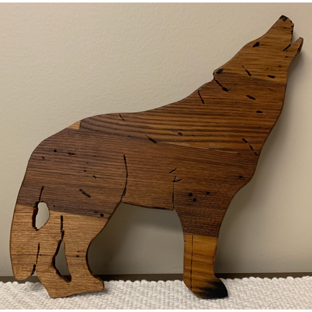 Carved Howling Wolf
