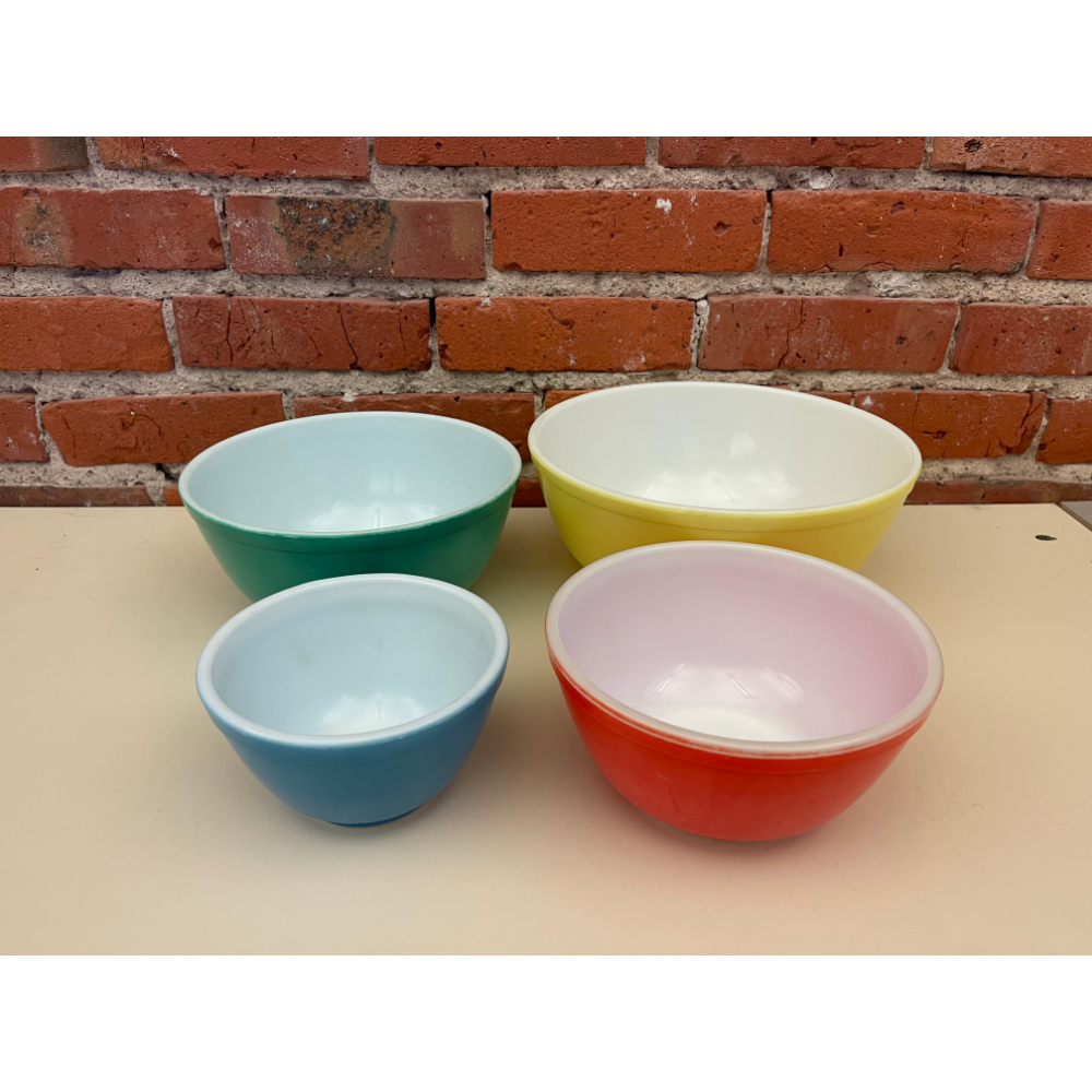 Vintage Primary Colors Pyrex Bowls