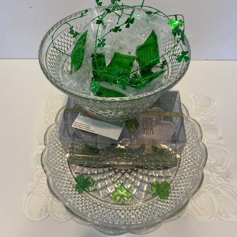 Glass bowl and serving tray