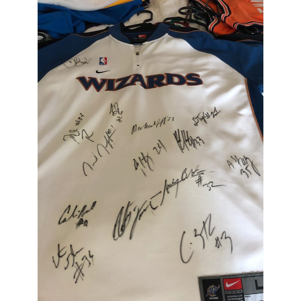 Wizards autographed jersey - 2005 team