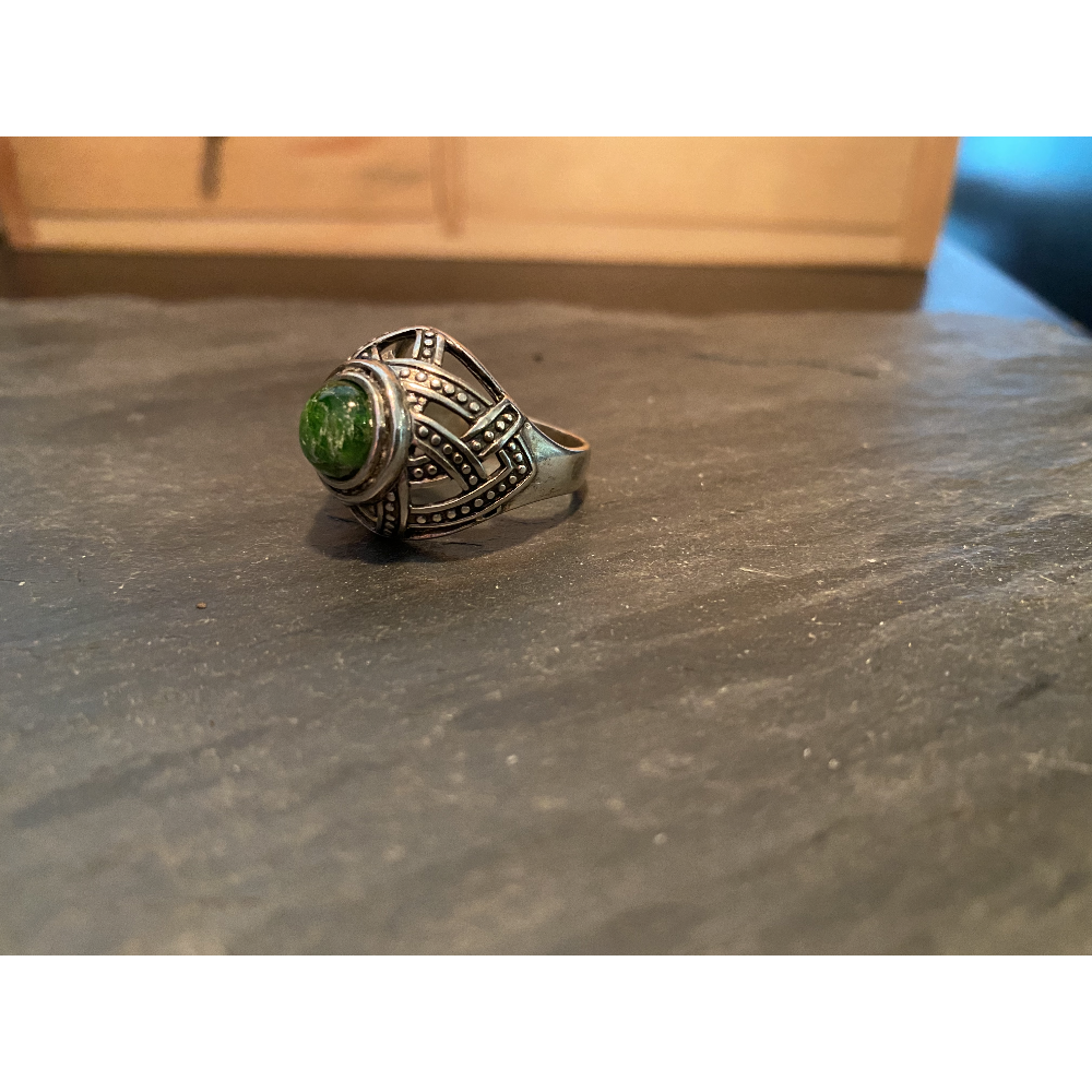 Sterling silver and Chrome Diopside Ring