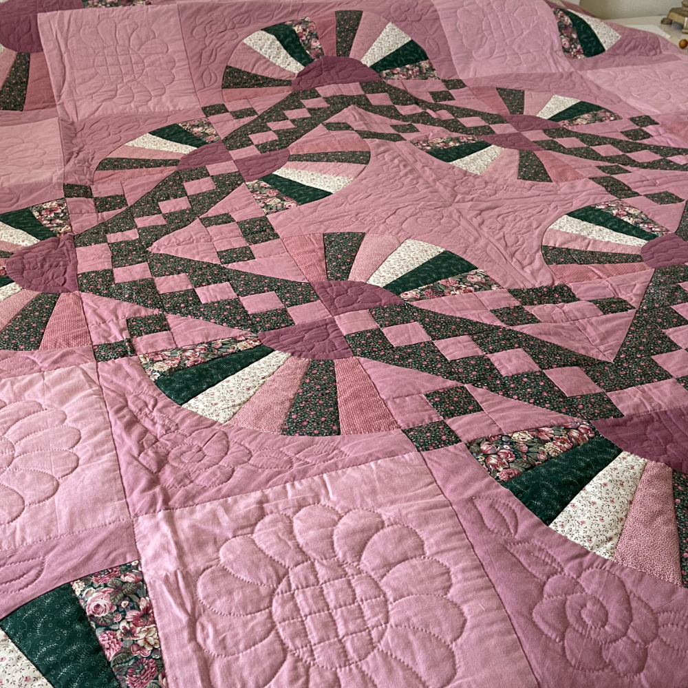 Handmade Queen Size Quilt - Jacob Fan Pattern with Pink & Green