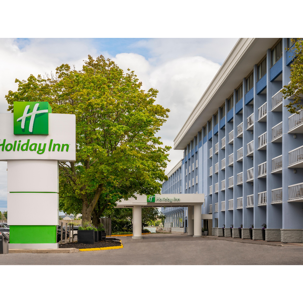 1 night stay Holiday Inn Waterfront