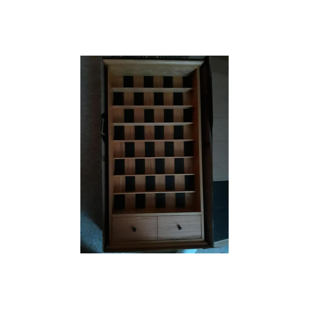 Oak Vertical Chess Set