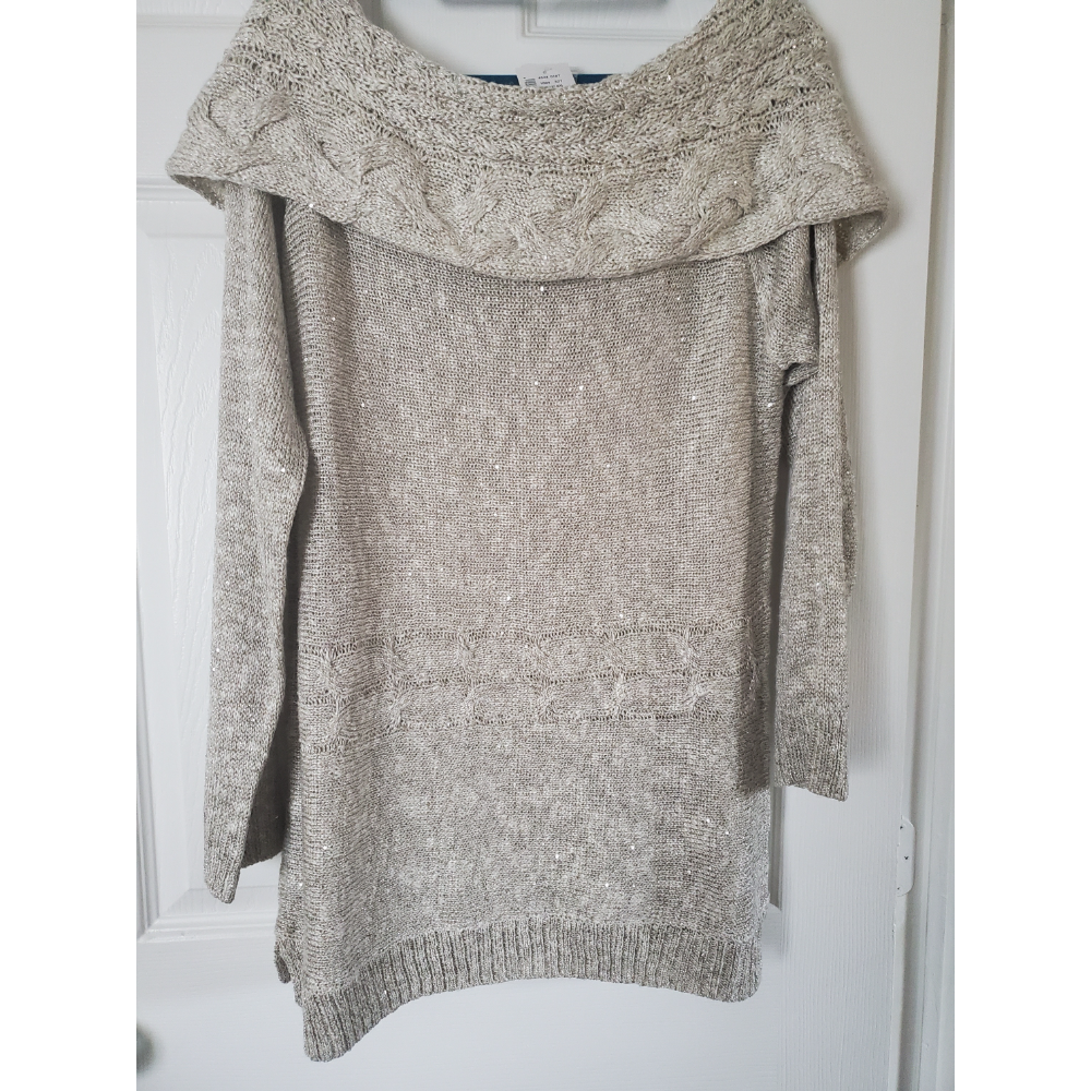 "CLEO" Dressy Sweater Size L