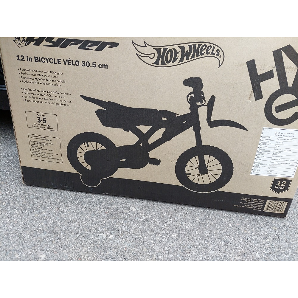 Hotwheels 12-inch bike, suitable for 3 to 5 year olds, new in box