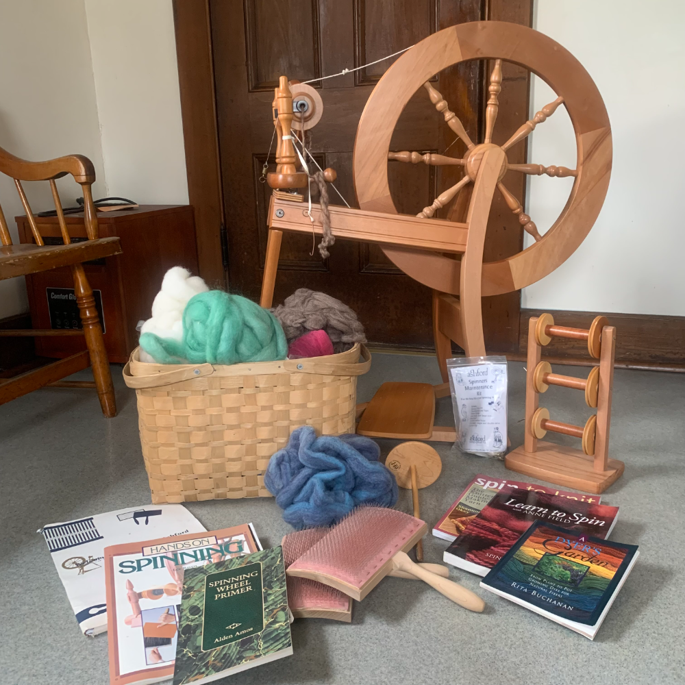 Ashford Traditional Spinning Wheel ~Complete package!