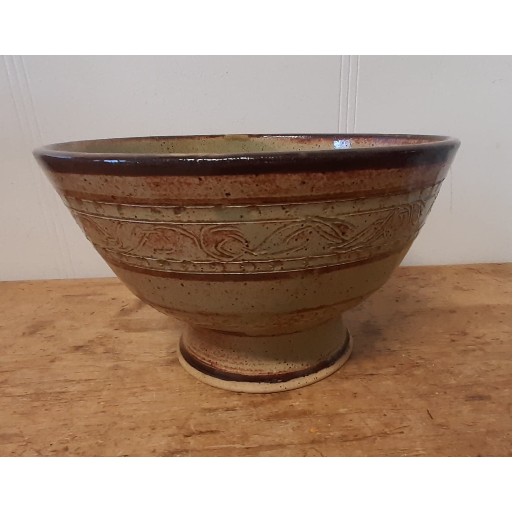 Stoneware bowl craftsman signed - centerpiece