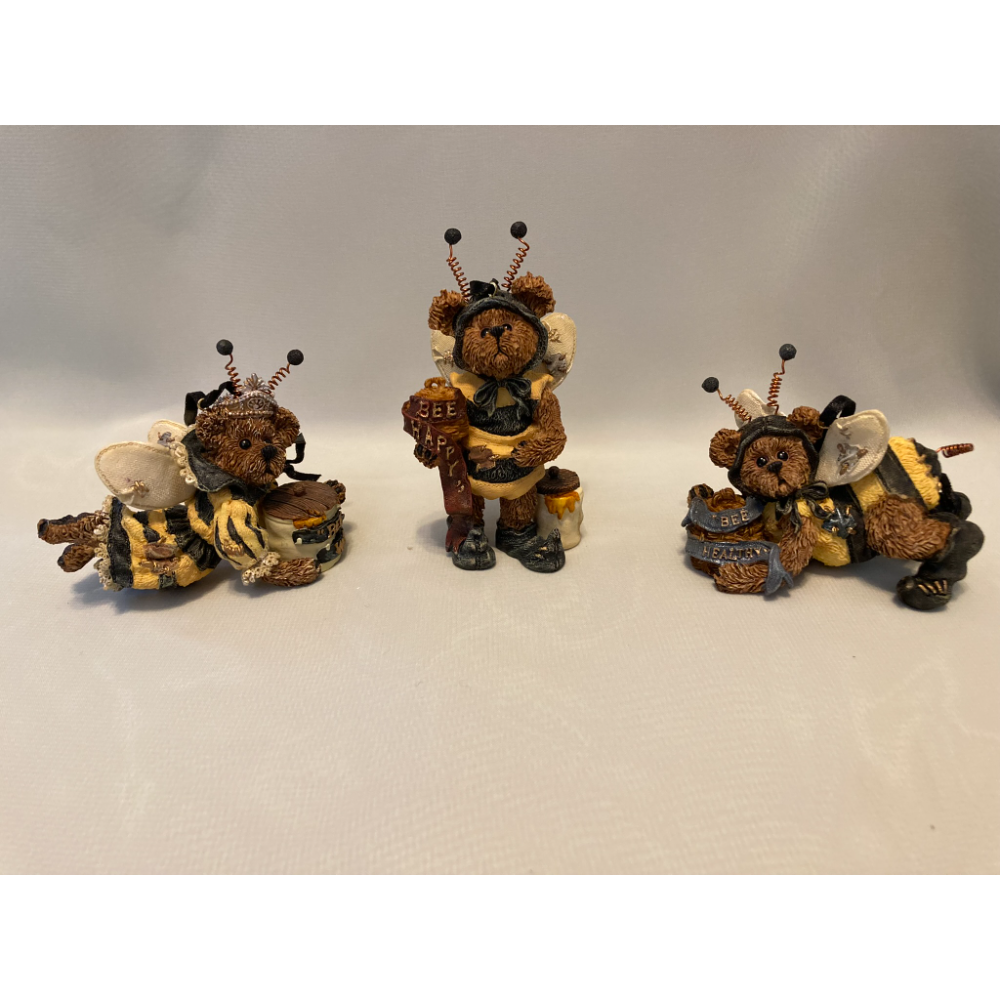 4 Boyds Ornaments - 3 Honey Bear + Bears & Friends