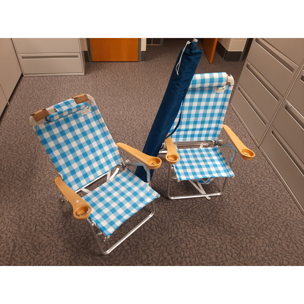 2 Beach chairs