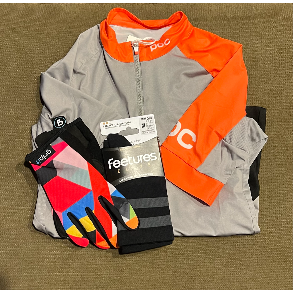 POC Women's Essential Jersey, GripIt Gloves and Feeture Socks