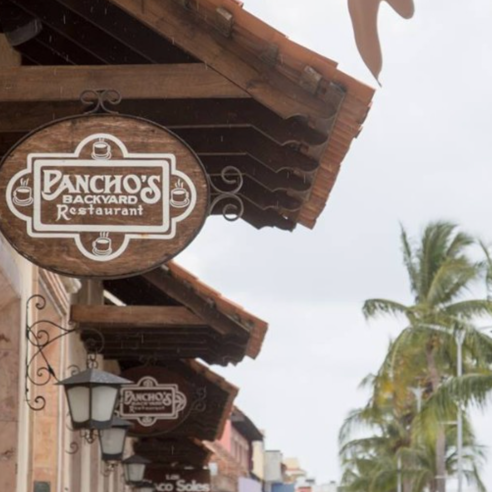 Mexico | Lunch or dinner for 2 pax at Restaurant Pancho´s Backyard in Cozumel