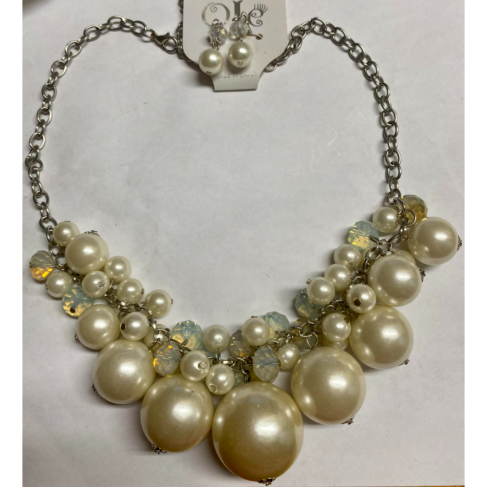 Bubbly Ivory Pearl & Faceted Crystal & Chain Necklace & Earring Set