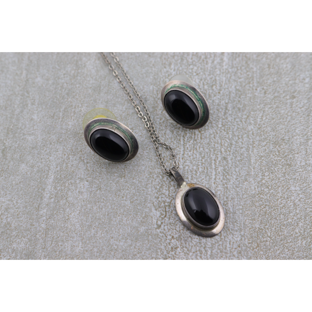 Onyx Earrings and Necklace Set
