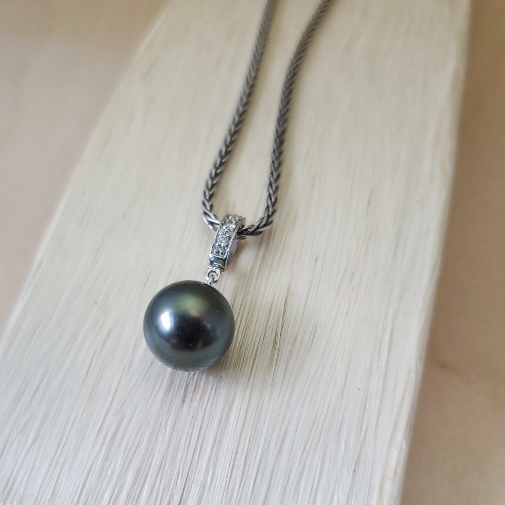 Tahitian Pearl Necklace 