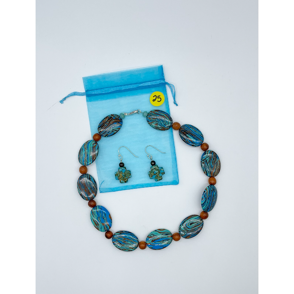 (1 Matching Set) Turquoise, Blue, and Brown Necklace and Earring Set