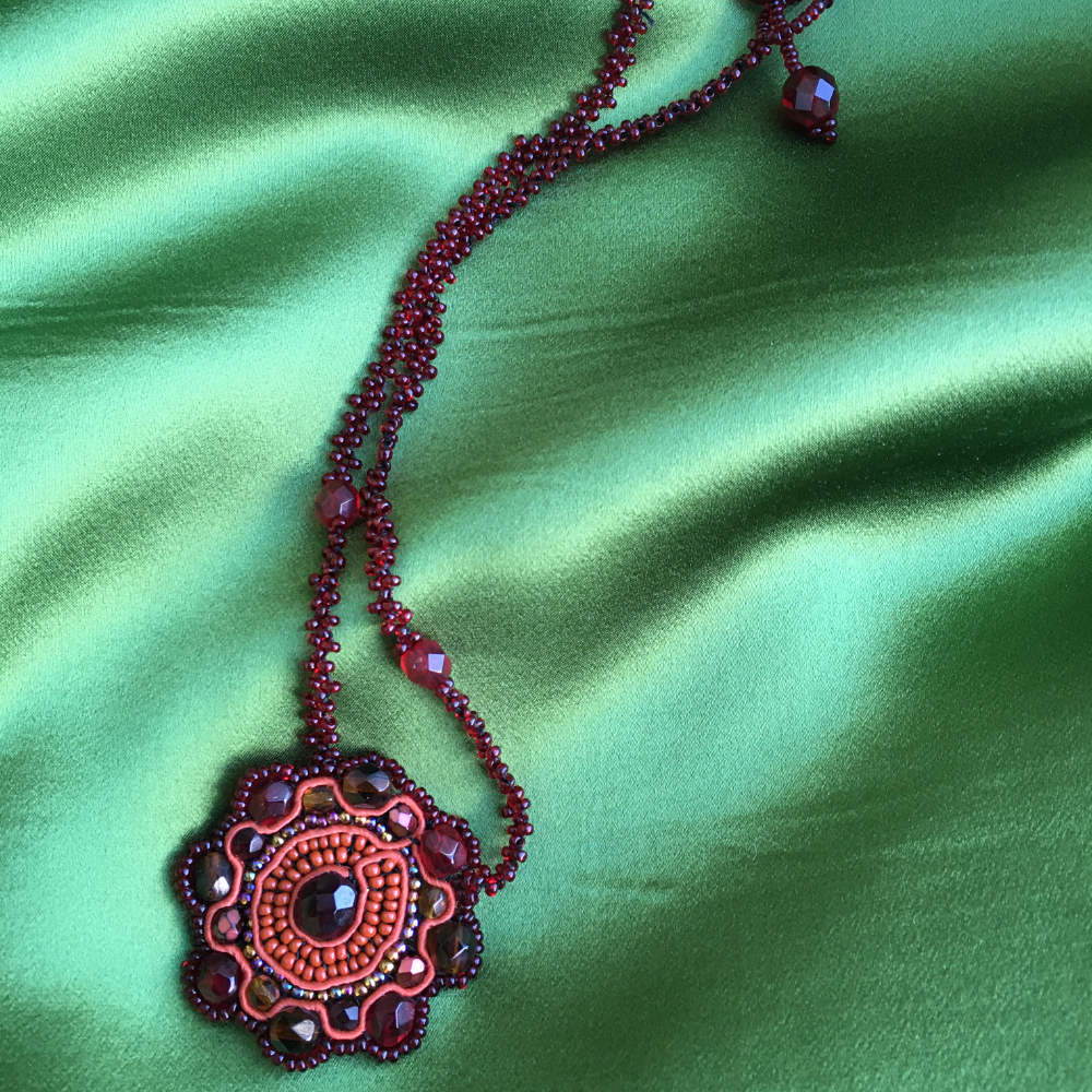 Beaded Necklace In Garnet