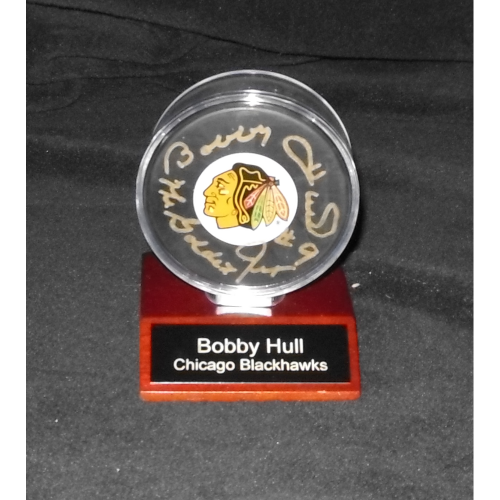 Bobby Hull signed hockey puck