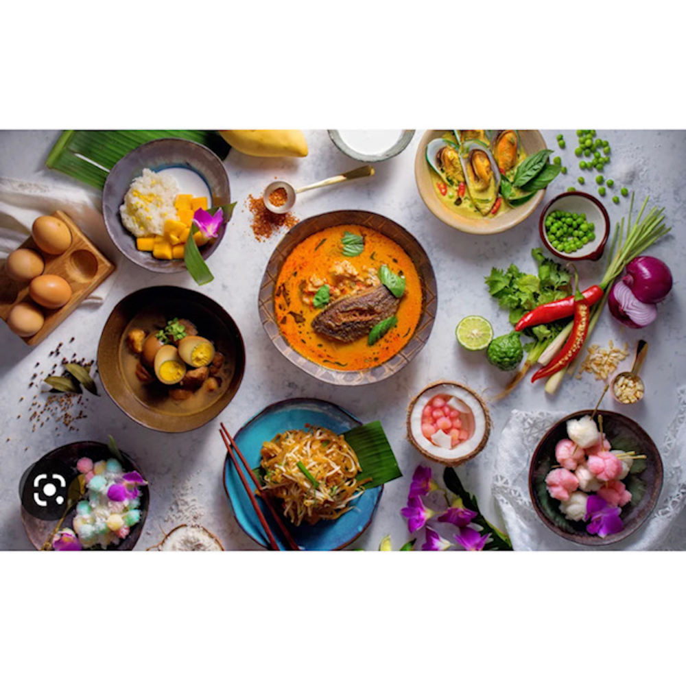 Thai Cooking Class for Four People