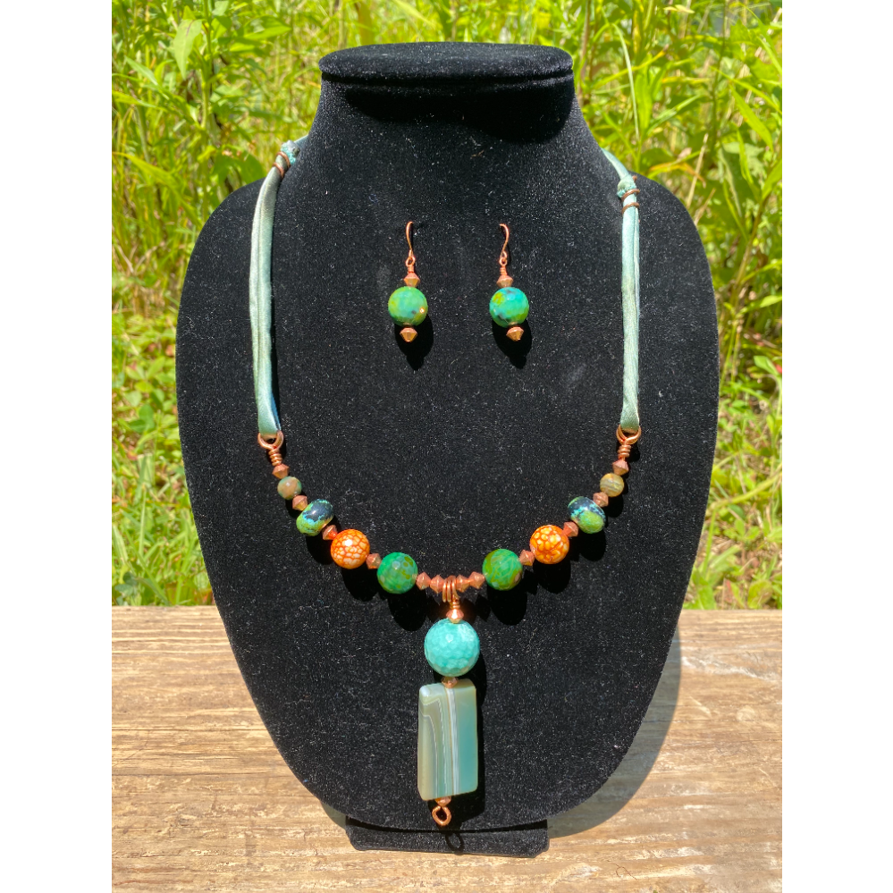 Onyx Agate Necklace and Earrings Set