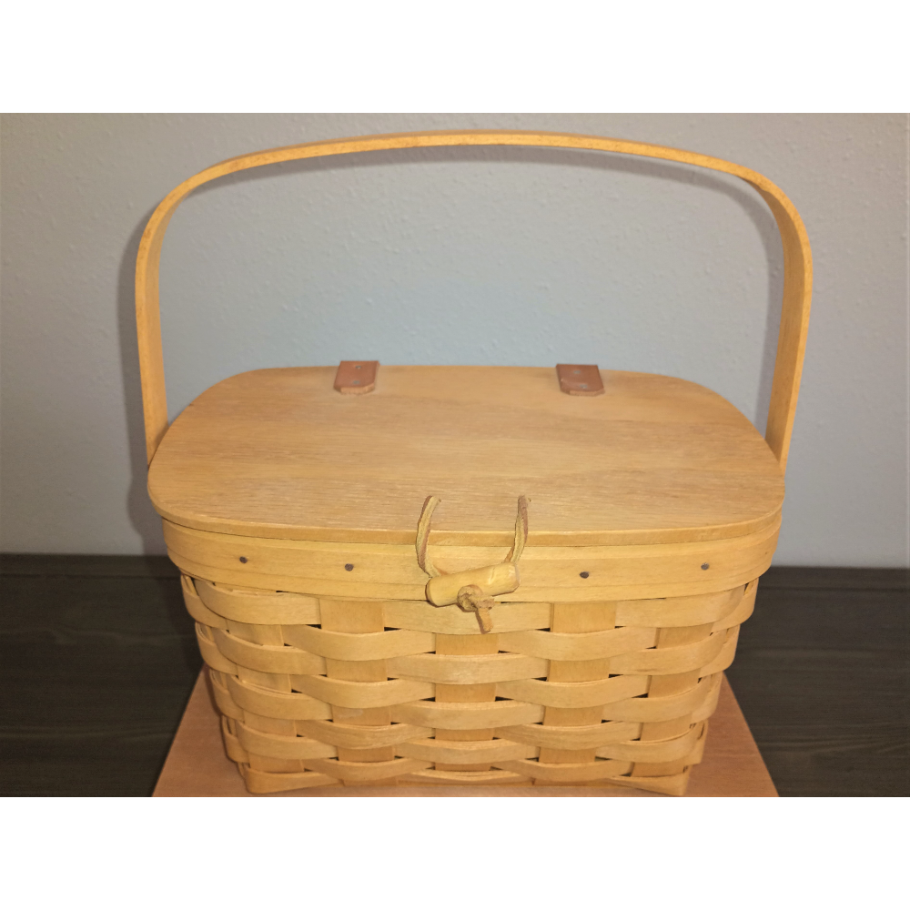 New Longaberger Small Purse Basket with Wood Lid