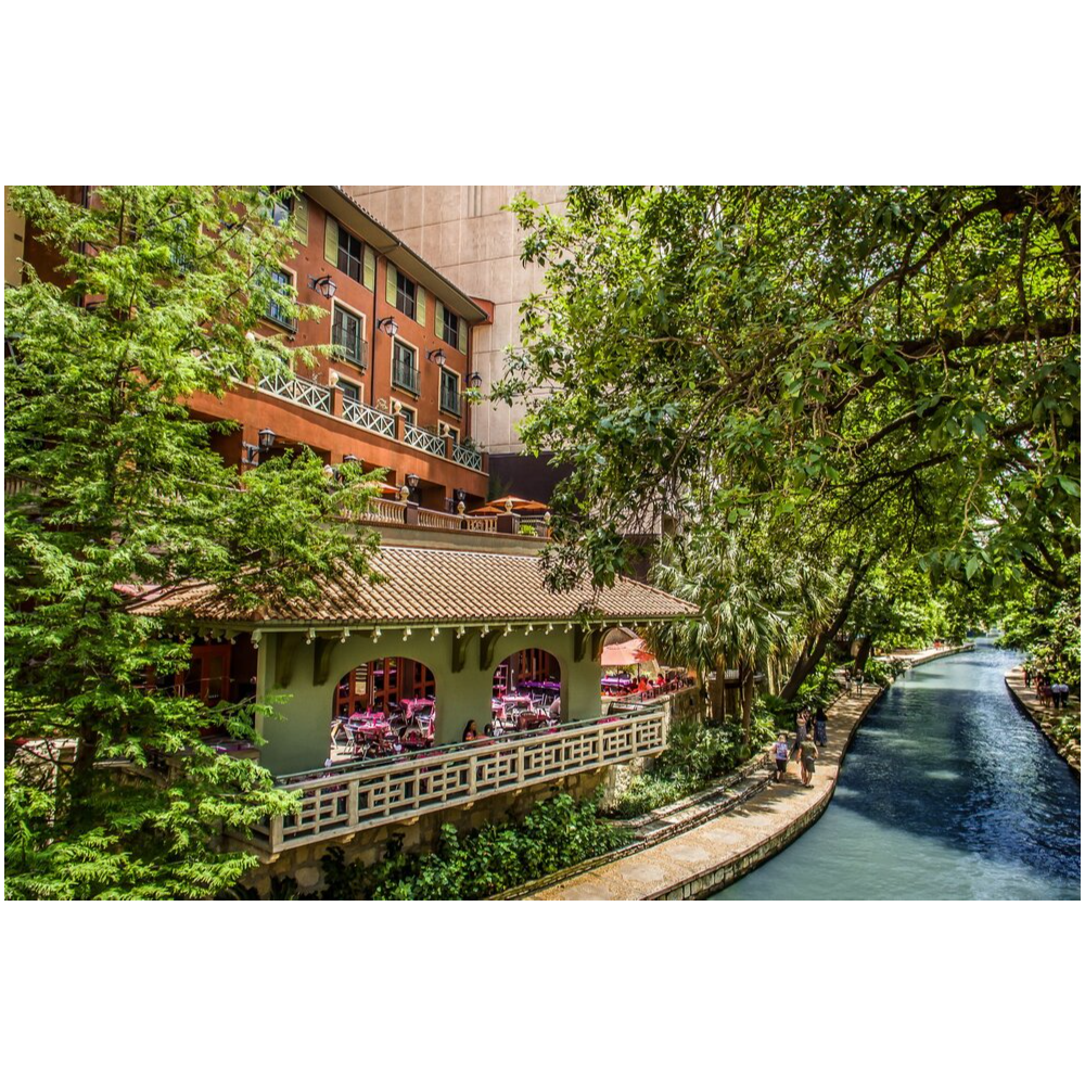 San Antonio Weekend Stay @ Hotel Valencia Riverwalk